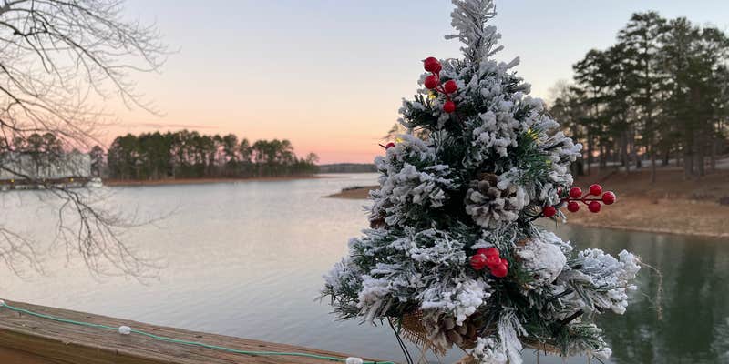 Camper submitted image from Hartwell Lakeside KOA Holiday