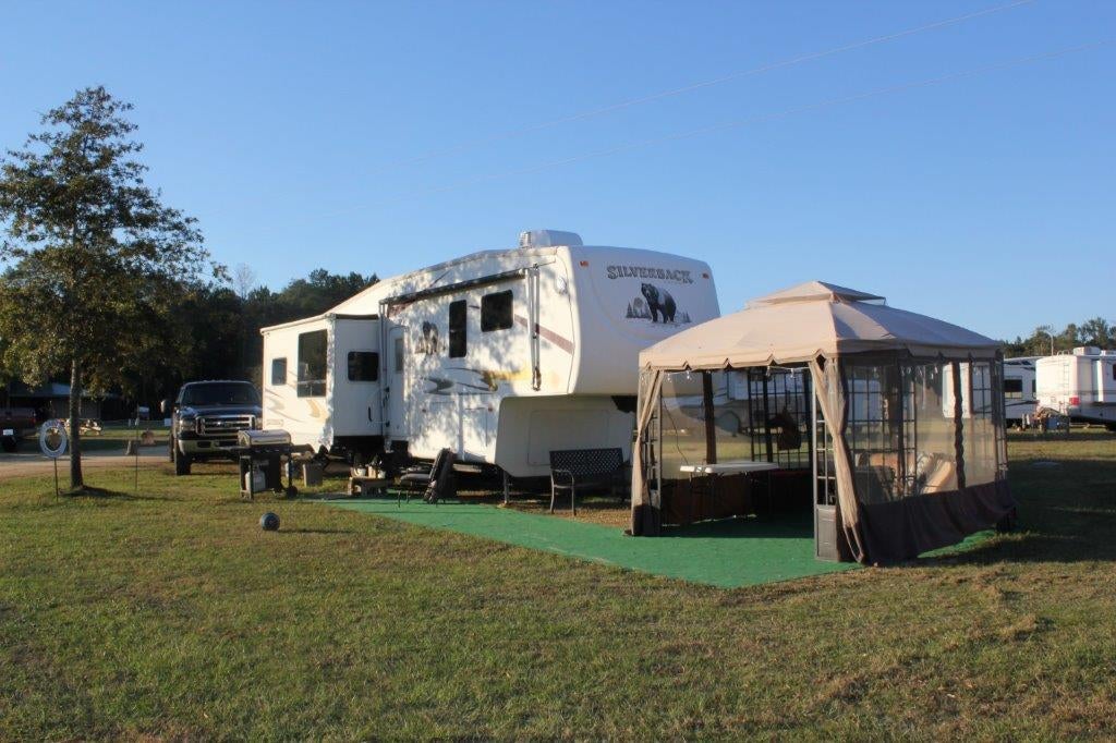 Camper submitted image from Cypress Landing RV Park - 1