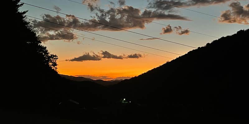 Camper submitted image from Butler TN RV full hookup campsite