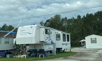 Camping near Encore Lake Magic: 21 Palms RV Resort, Davenport, Florida