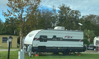 Camping near Shady Lawn: Great Oak RV Resort, Kissimmee, Florida