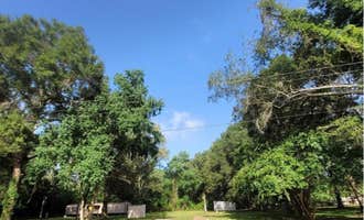 Camping near The Couples Retreat: Liz's Lazy Creek, New Caney, Texas