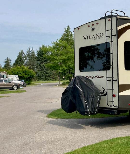 Camper submitted image from Thunder Bay Golf  And RV Resort - 3
