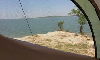 Camping near Bee Mountain Ranch: Steele Creek Park, Whitney Lake, Texas