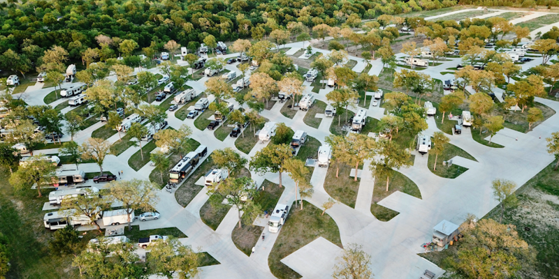 Camper submitted image from Austonia RV