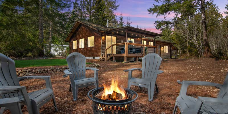 Camper submitted image from The Cabin @ Towering Cedars