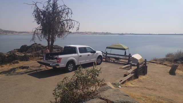 Camper submitted image from Millerton Lake State Recreation Area Campground - 2