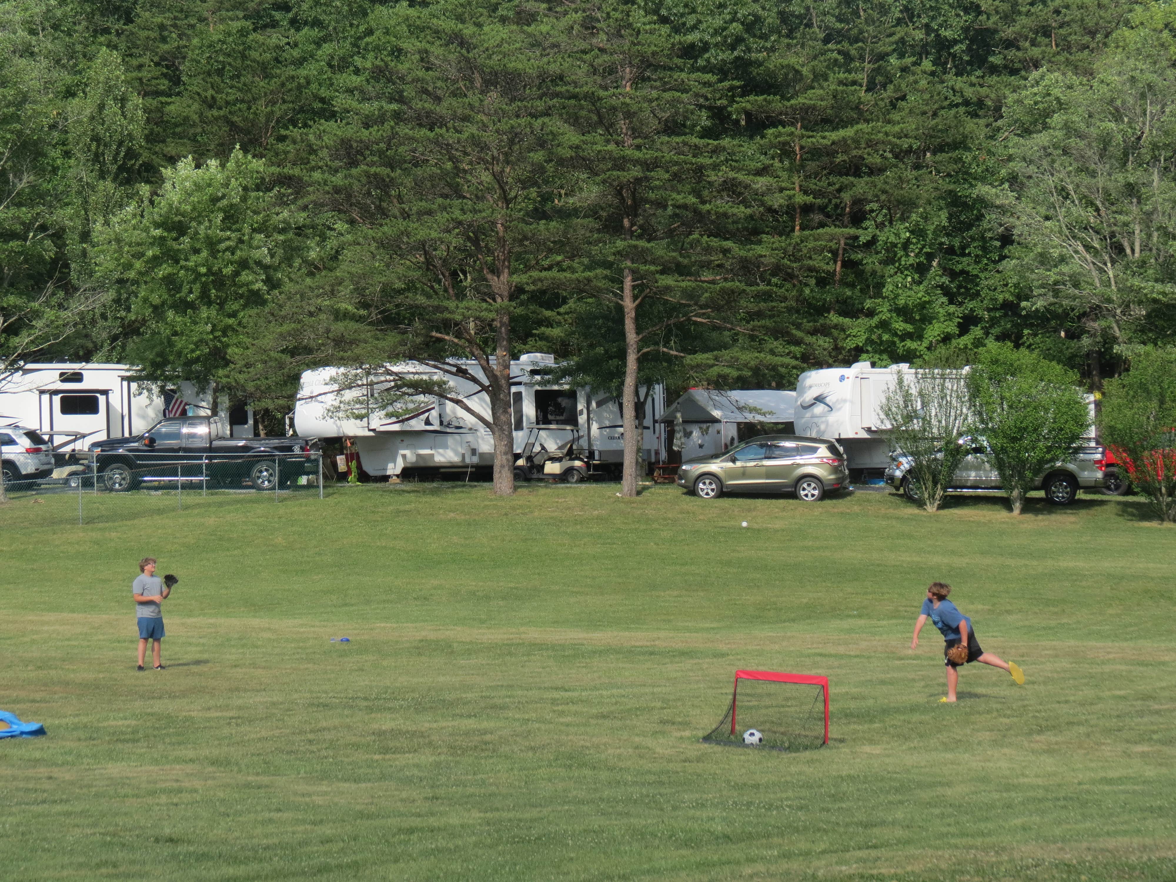 Bob H.'s photo of rv camping at Nature's Getaway RV Park near Little Orleans, MD