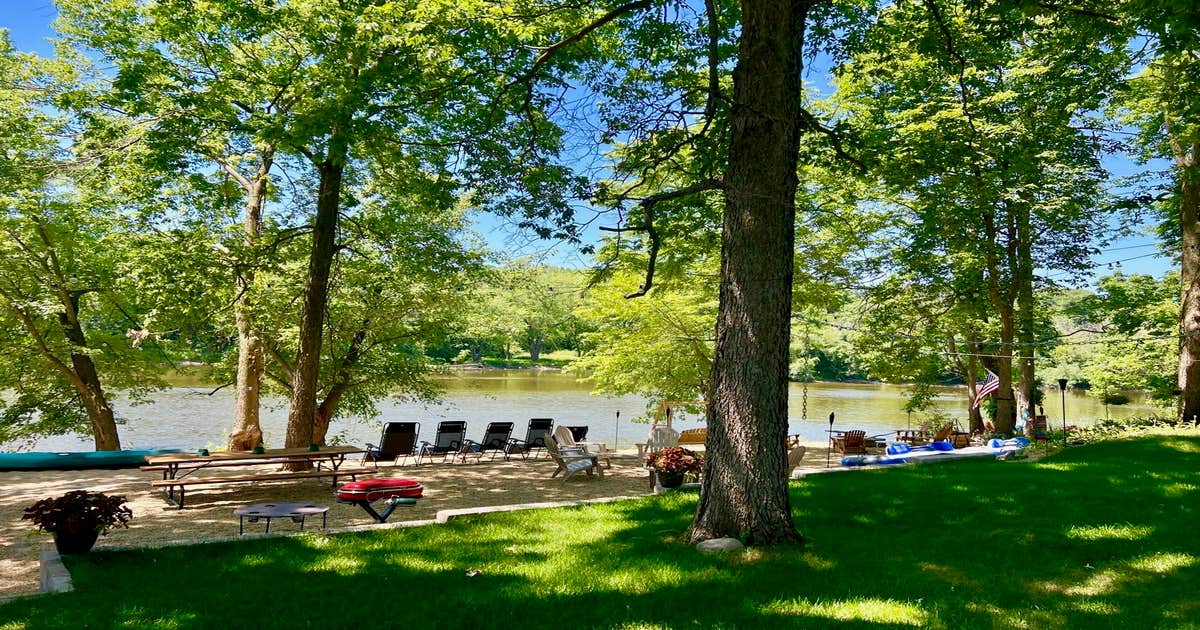 Fox Bluff Vacation Cottage RV Resort Yorkville Illinois