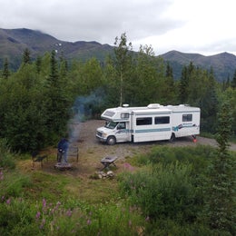 Campground Finder: Denali's Doorstep: RV & Tent Camp Site w/Fire Pit