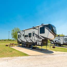 Yogi Bear's Jellystone Park Camp-Resort Wichita Falls