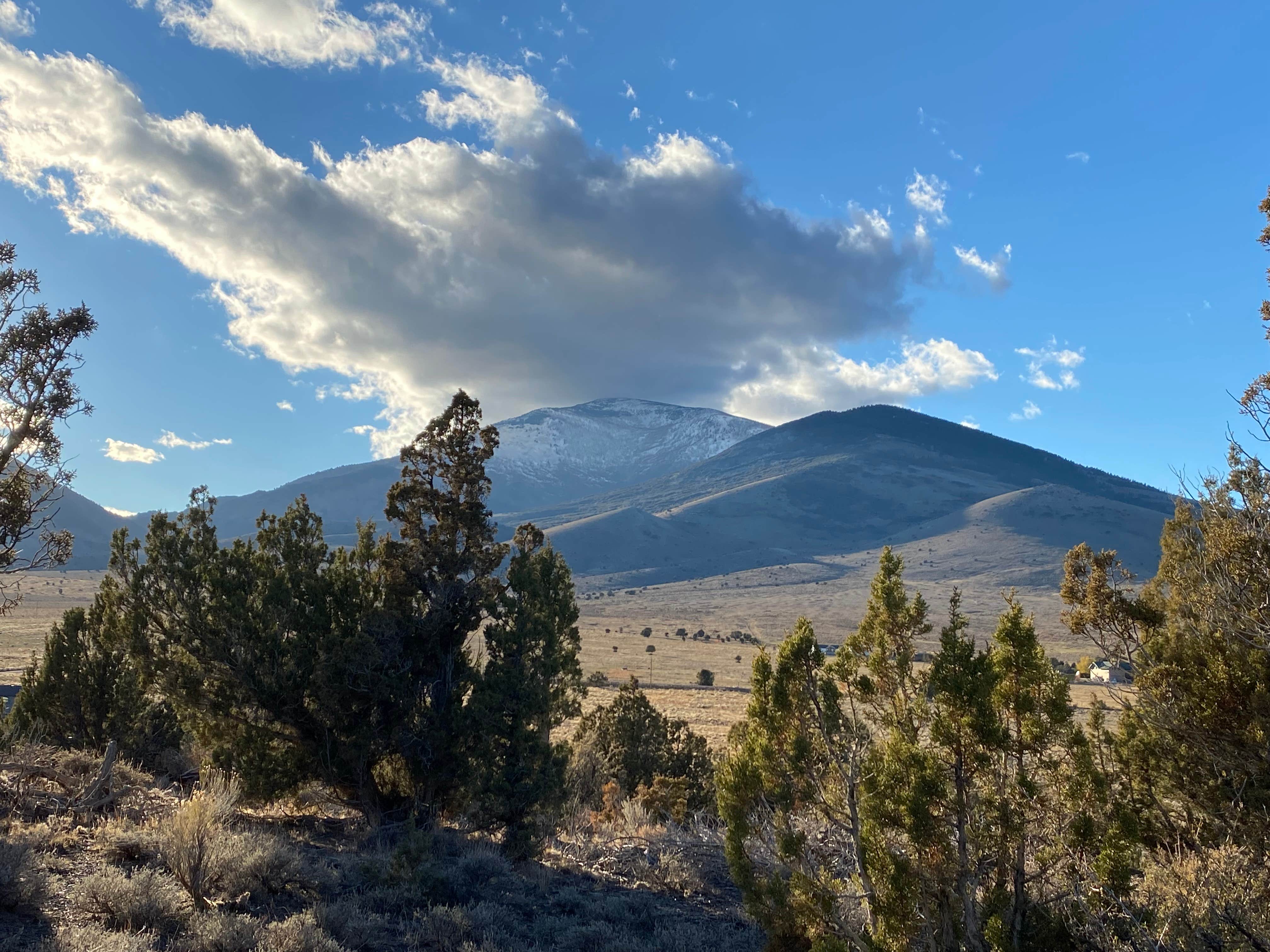 Camping near City of Rocks Campground — City of Rocks Natural Reserve: Rock Wren Hideaway, Almo, Idaho