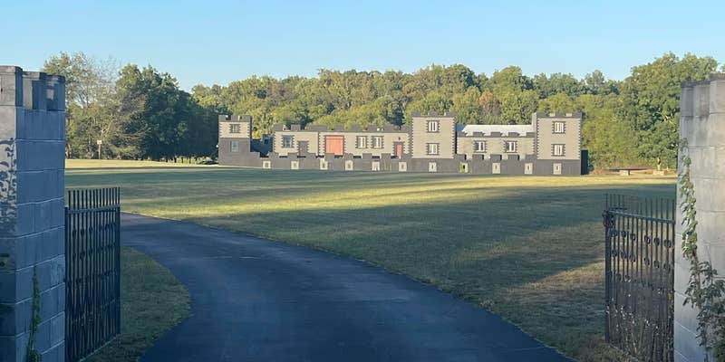 Camper submitted image from Birdsell Castle