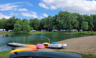 Camping near Prairie Creek Reservoir: Muncie RV Resort, Anderson, Indiana