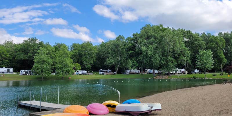 Camper submitted image from Muncie RV Resort