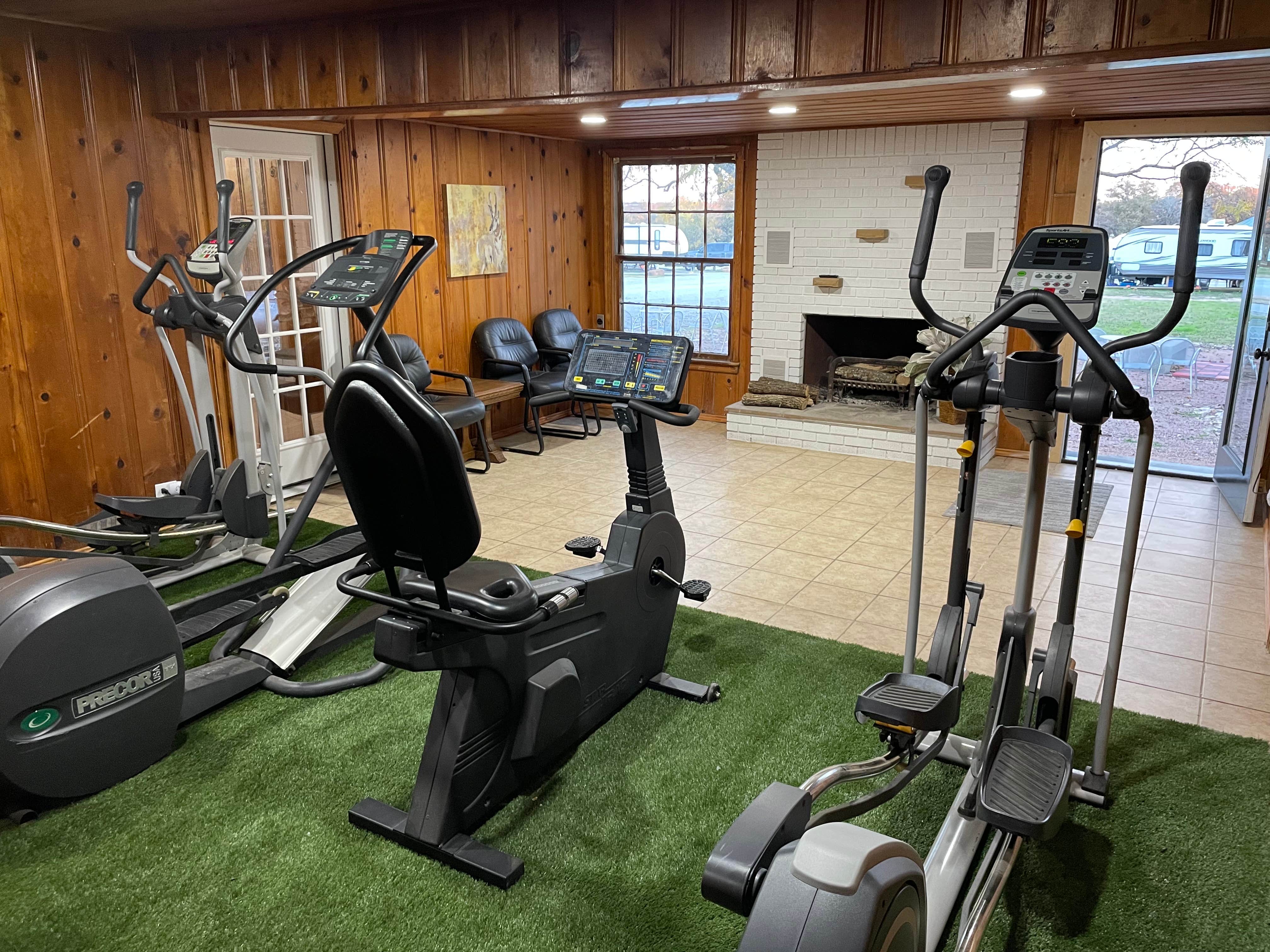 Camping near The River Bottom: Green Deer RV Park, Stephenville, Texas