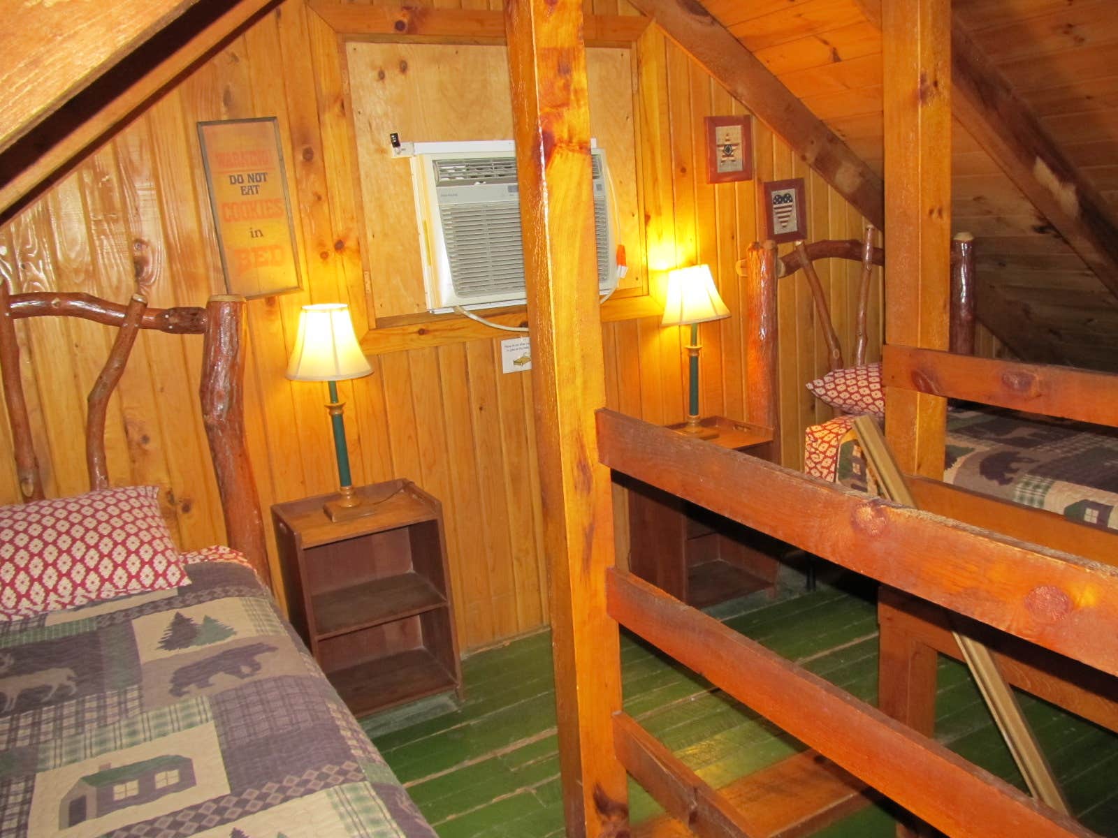 Hominy Ridge Cabins and Gift Shop