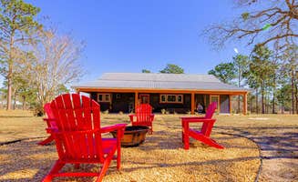 Val D.'s photo of a cabin at Red Door Cottage Farmhouse near Fort Mccoy, FL