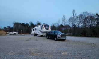 Camping near Waypoint Woods: Appalachian Foothills RV Park and Service, Natural Bridge, Alabama