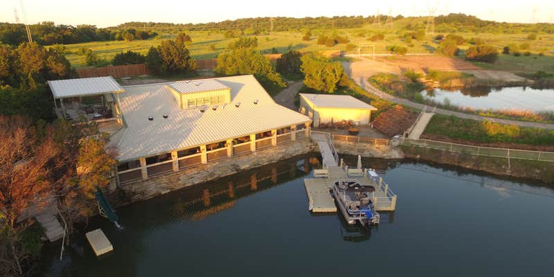 Camper submitted image from Lake Godstone