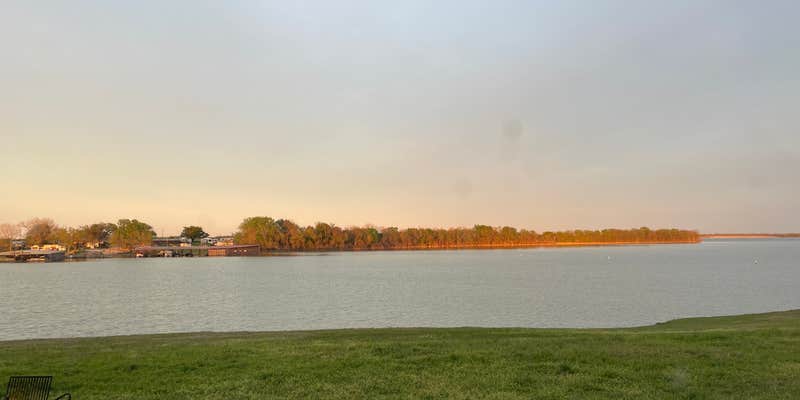 Camper submitted image from COE Bardwell Lake Mott Park
