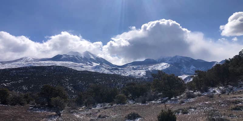 Camper submitted image from Valley View - Dispersed 14 Day