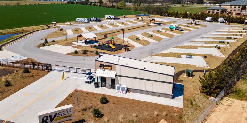 Camper submitted image from Love's RV Stop-Muscle Shoals AL 580