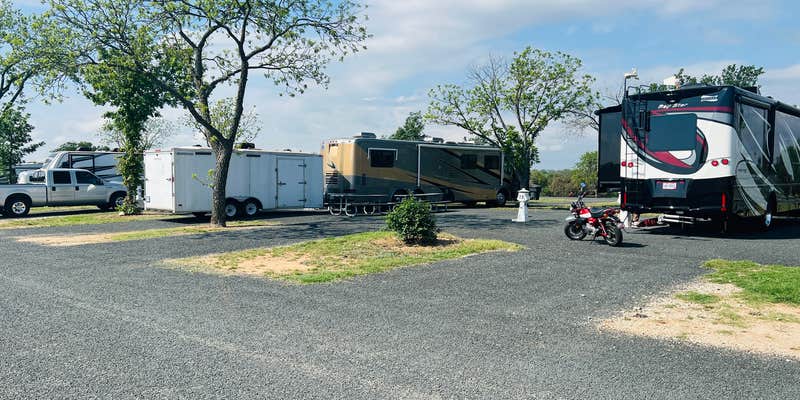 Camper submitted image from Fredericksburg RV Park