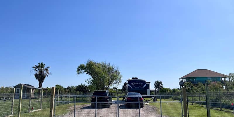 Camper submitted image from Beach RV Camp Site- Pelican Perch