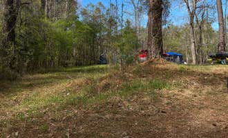 Camping near Caper's Island : Guilliard Lake, Andrews, South Carolina
