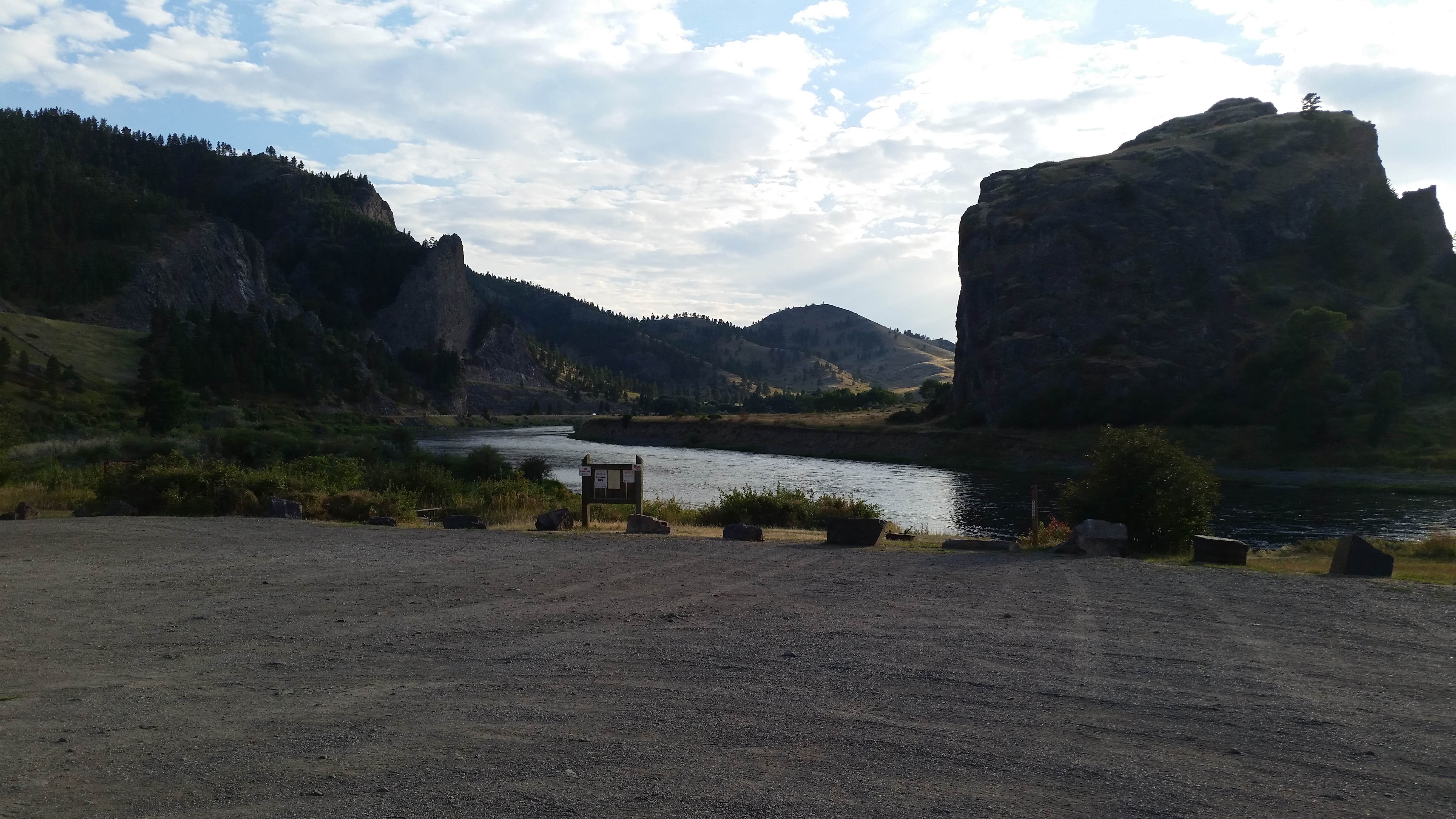 Camper submitted image from Mountain Palace Fishing Access Site - 5
