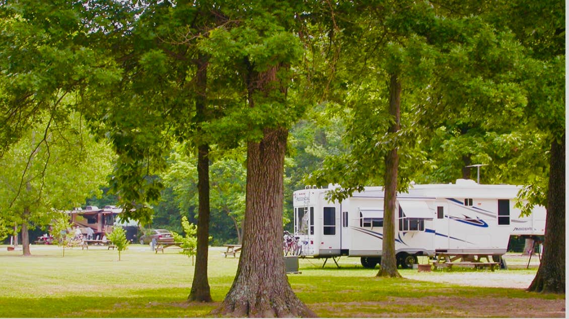 Jorge R.'s photo of rv camping at Oakridge Campground near Owensboro, KY