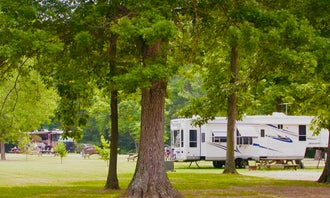 Camping near Camp Safe Haven by Earthbound Lodging : Oakridge Campground, Chrisney, Indiana