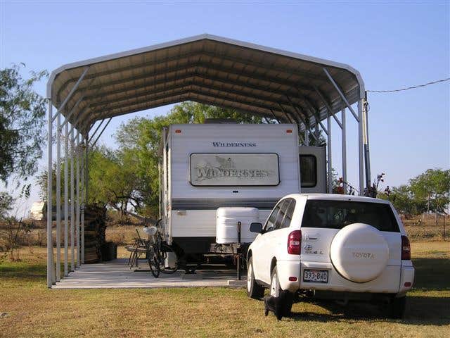 Camper submitted image from Quality Rentals 533 S Vista Ln Sandia TX 78383 - 4