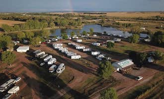 Camping near Jeffrey Canyon State Wildlife Area: I-80 Lakeside Campground, North Platte, Nebraska