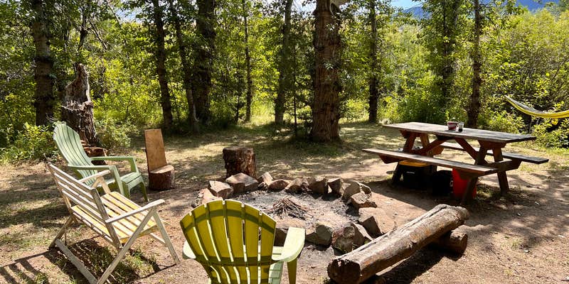 Camper submitted image from Creekside Oasis