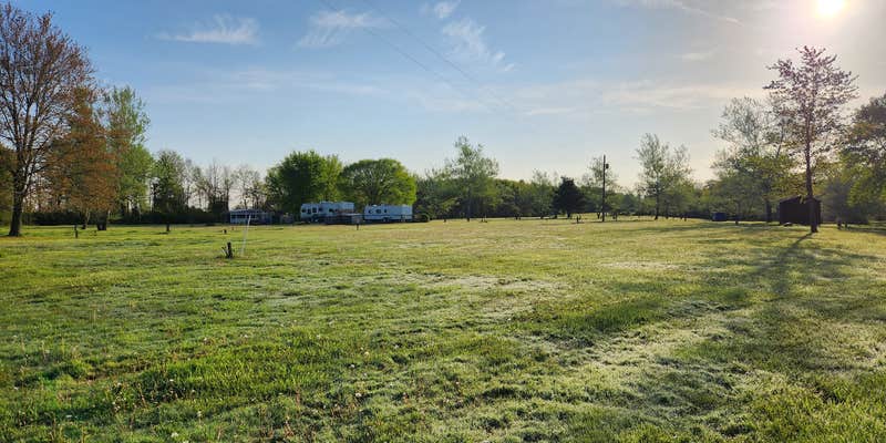 Camper submitted image from Sunset Lake Campground