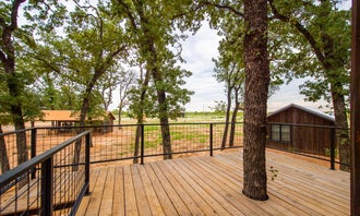 Camping near Waco North RV Park: The Wren Treehouse (15 MIN to Magnolia & Baylor), Waco, Texas