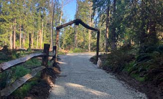 Carolyn U.'s photo of camping with pets at Big Country near Redmond, WA