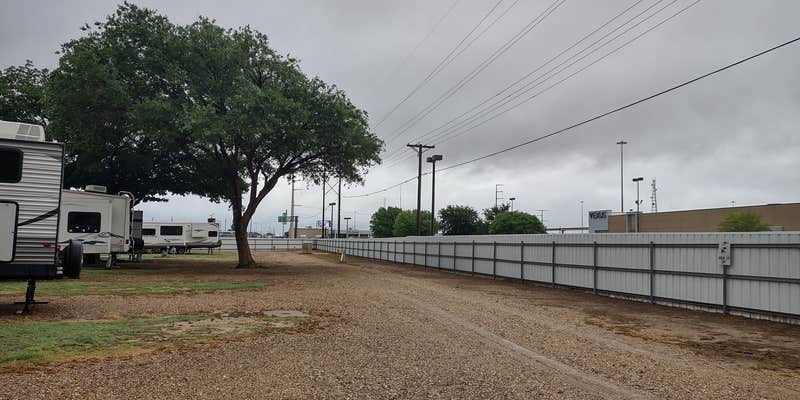 Camper submitted image from Loop Two Eight-nine RV Park