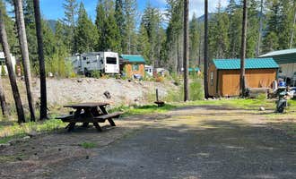 Camping near Mckenzie Bridge: Blue River Retreat, Mckenzie Bridge, Oregon
