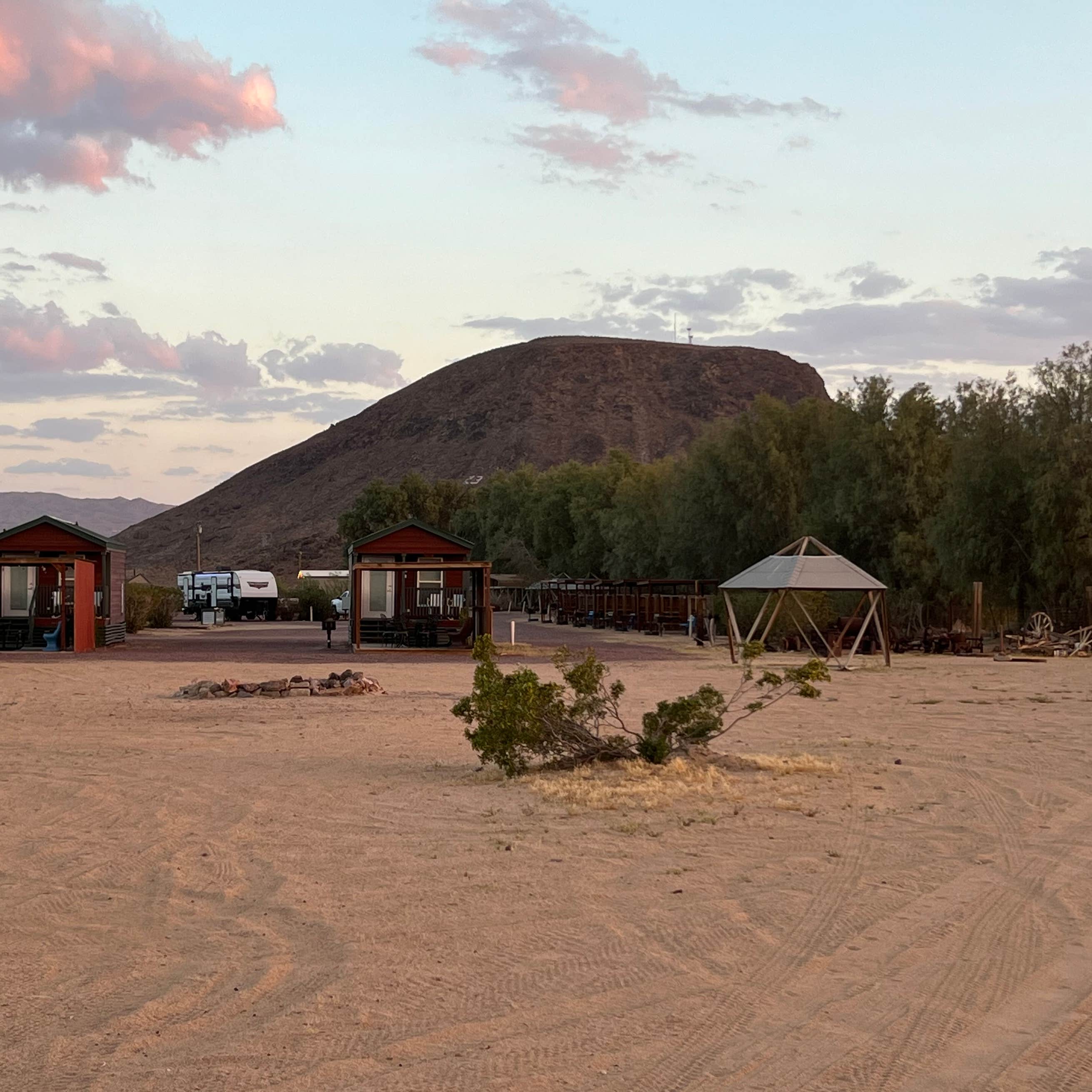 BarstowCalico KOA Camping Yermo, CA