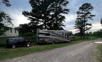 Camping near Creekside RV Park: Broken Bow Inn & RV Park, Broken Bow, Oklahoma