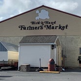 nearby market that is huge in Amish area