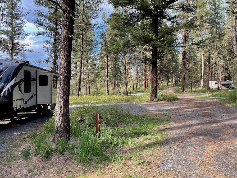 Camping near Olive Lake Campground (Or) — Umatilla National Forest: Lower Camp Creek Forest Camp, Prairie City, Oregon