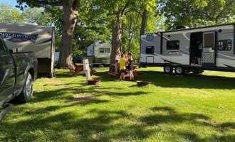 Camping near MacQueen Forest Preserve: Kings Camp, Stillman Valley, Illinois
