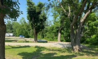 Camping near Madison County Fairground Campground: Pammel County Park, Winterset, Iowa