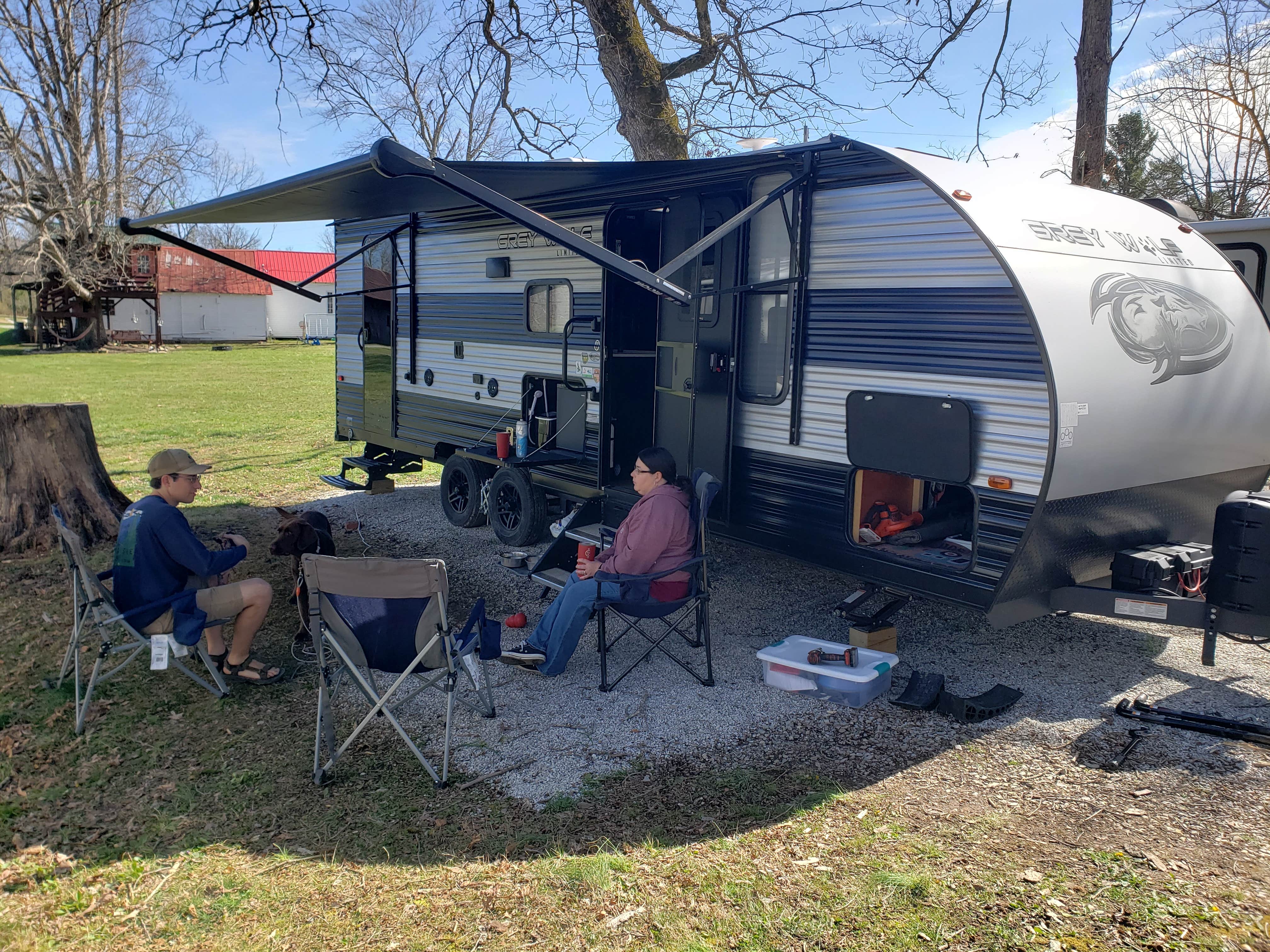 Camping near East Fork Stables: Brooks Corner Campground & RV Park, Rugby, Tennessee
