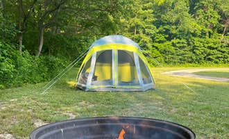 Camping near Vermilion County Park Forest Glen Preserve: Peaceful Waters Campground, Bloomingdale, Indiana
