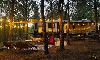Camping near Rifle Pit: Refuge Hill Homestead, Pringle, South Dakota